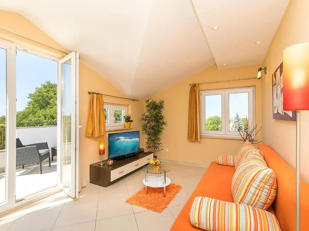 Apartment Labinjan Porec 0*,